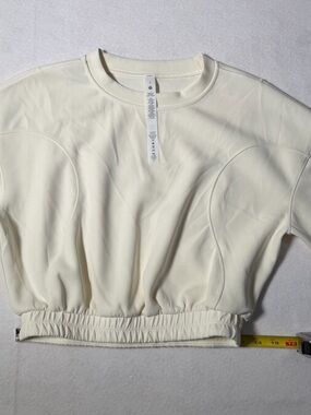 lululemon athletica Ivory Cropped Sweatshirt Top